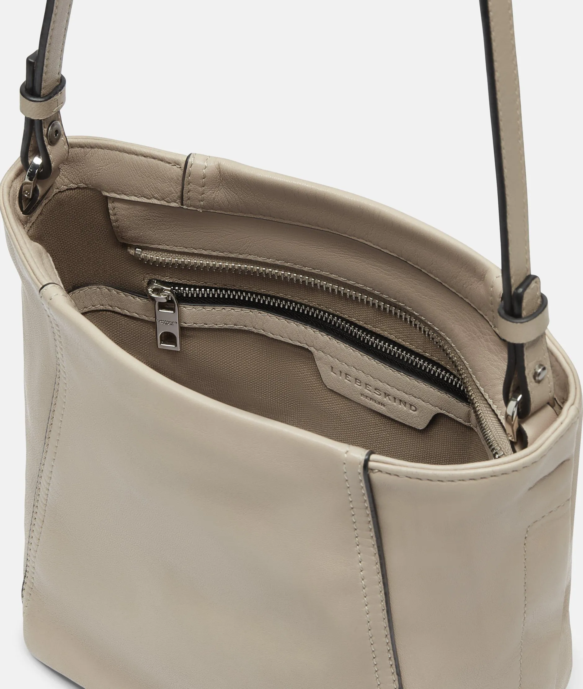 LIEBESKIND BERLIN Chudy Hobo S