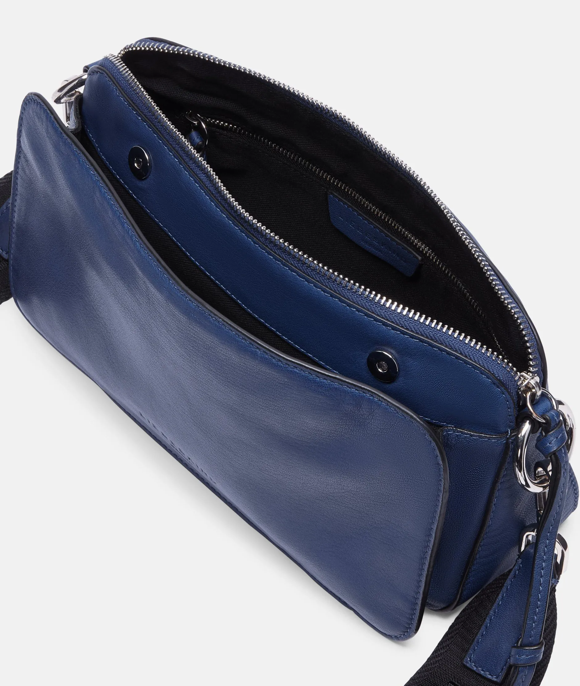 LIEBESKIND BERLIN Clarice Crossbody M