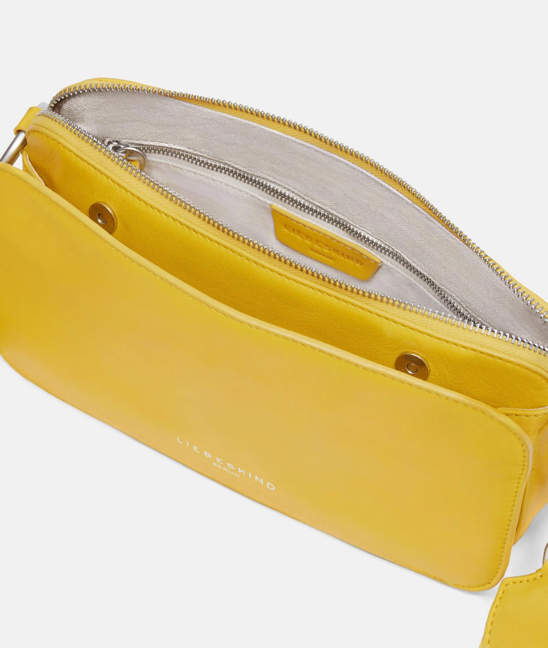 LIEBESKIND BERLIN Clarice Crossbody M