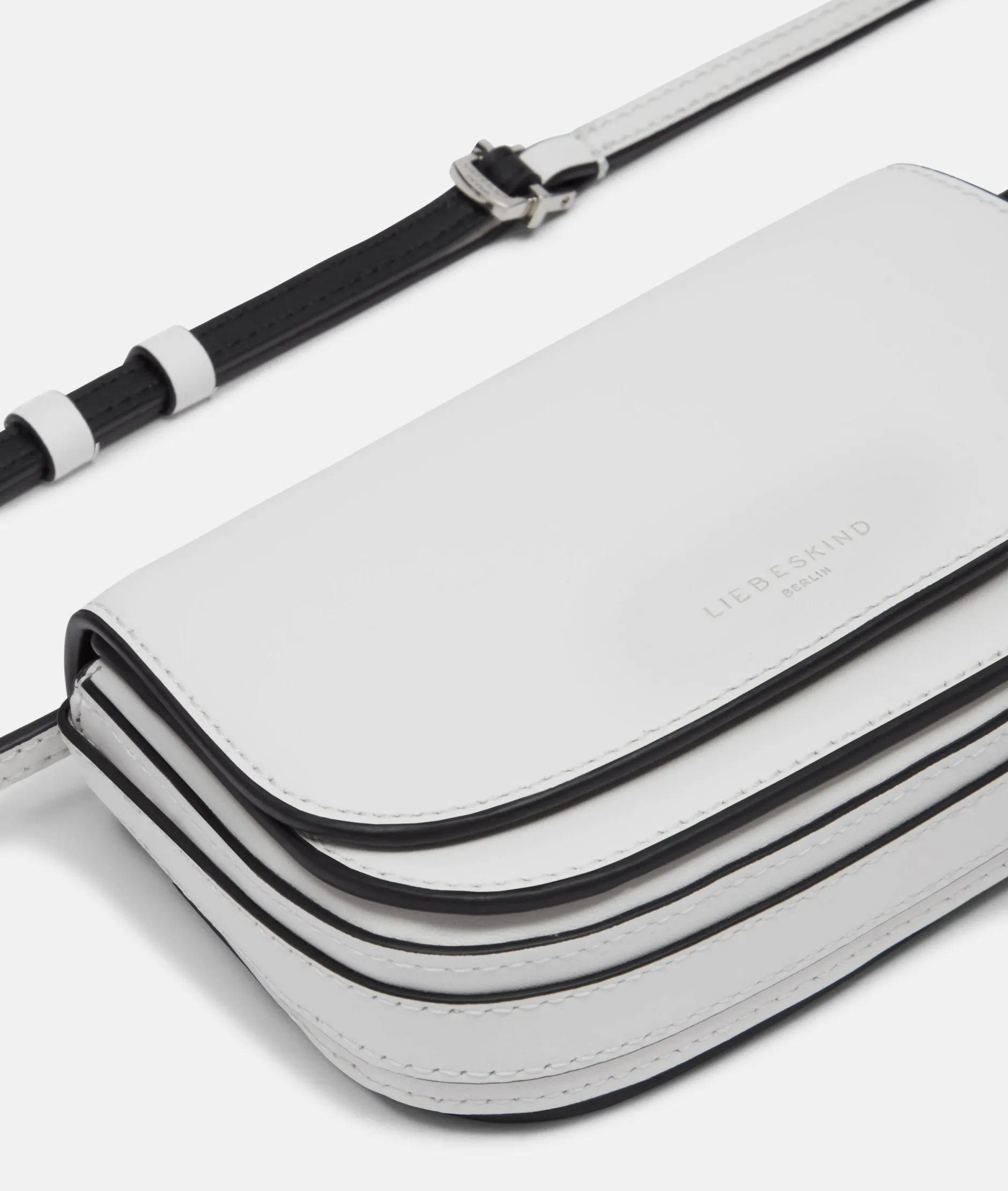 LIEBESKIND BERLIN Ezra Crossbody XS