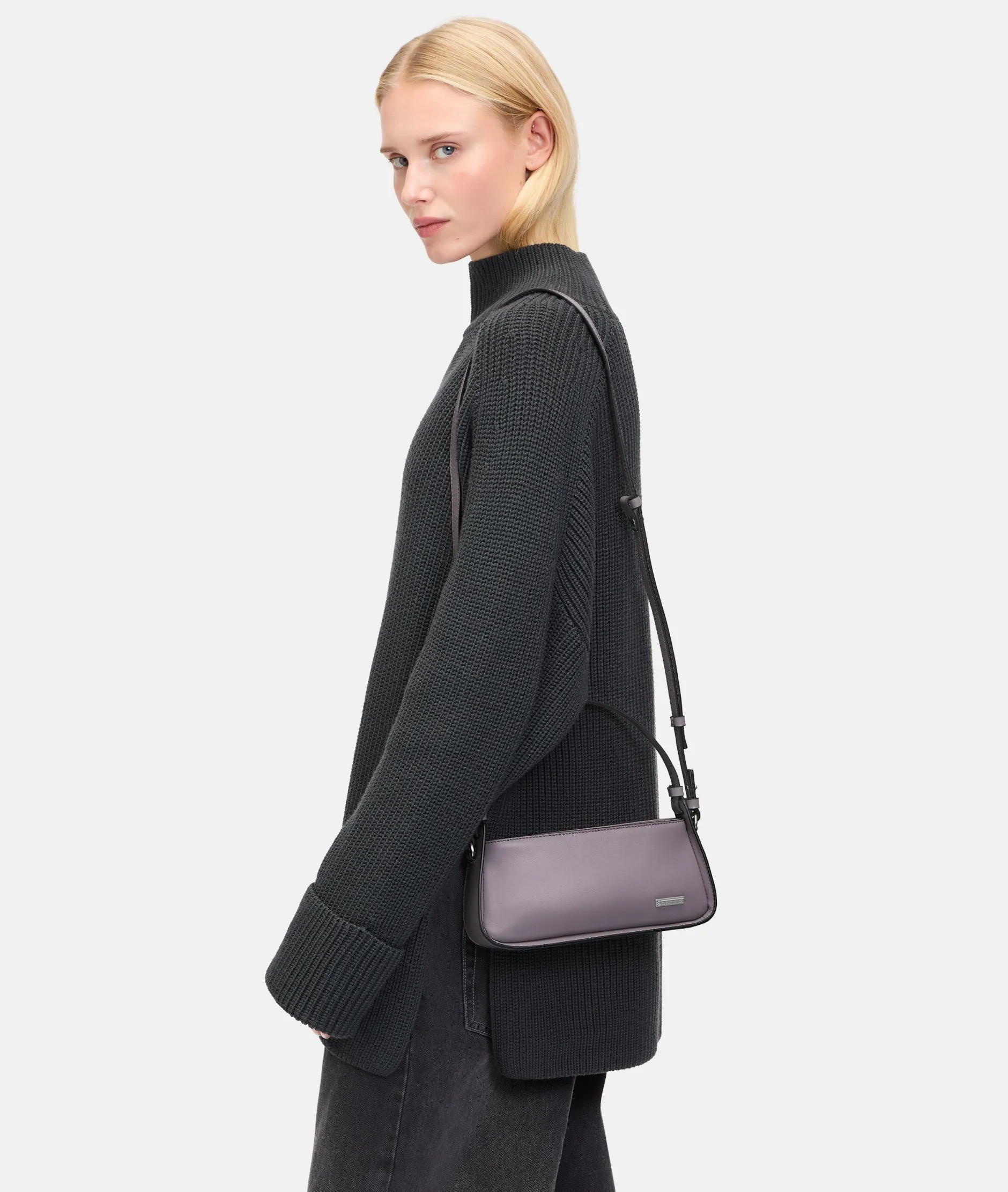 LIEBESKIND BERLIN Franzis Crossbody XS