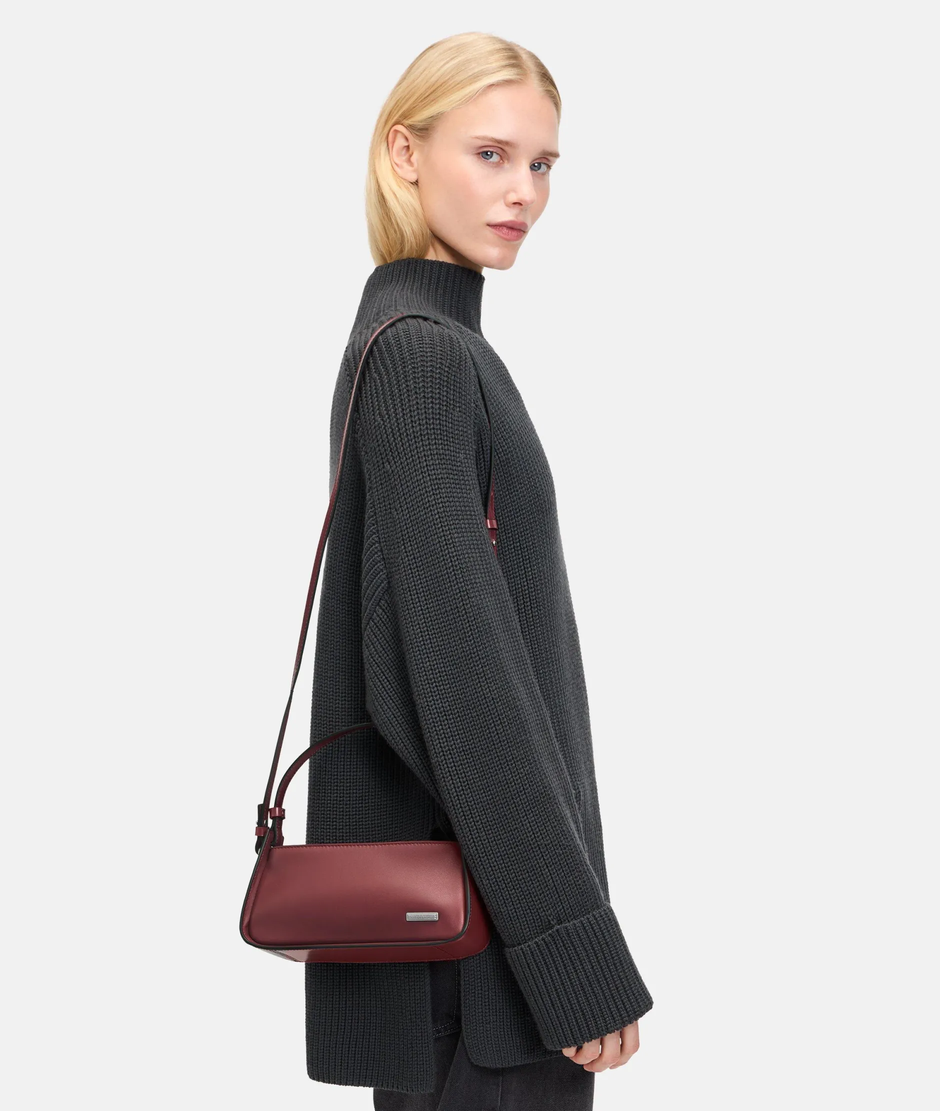 LIEBESKIND BERLIN Franzis Crossbody XS
