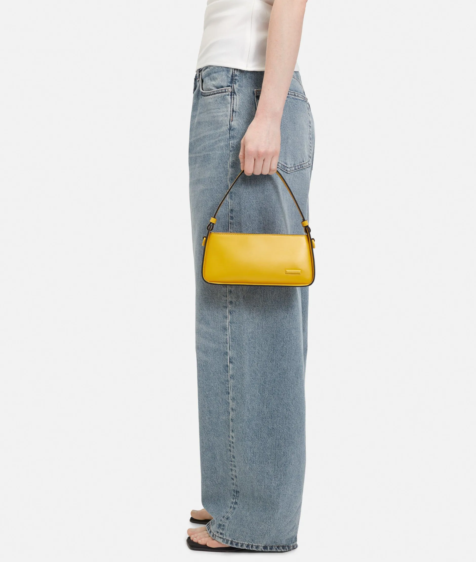 LIEBESKIND BERLIN Franzis Crossbody XS