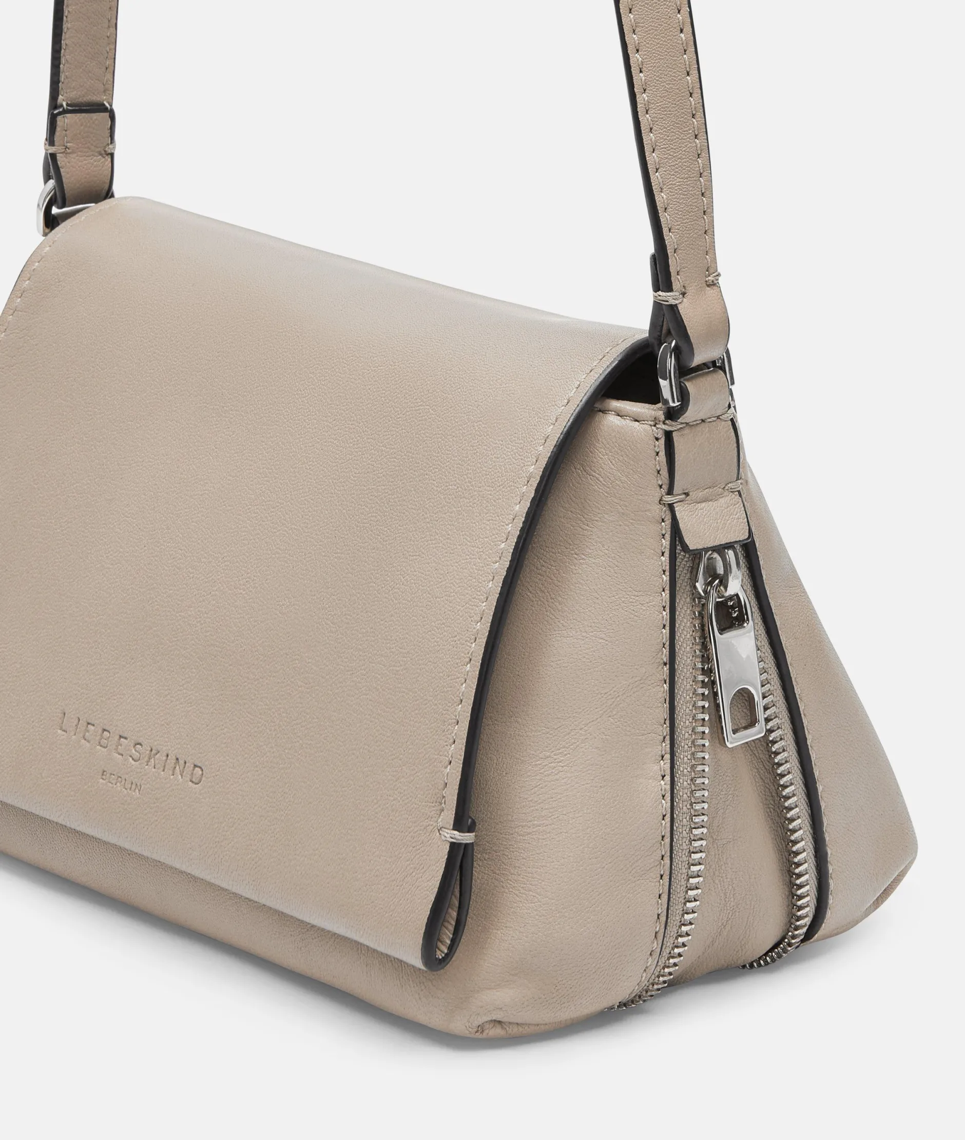 LIEBESKIND BERLIN Hera Crossbody S