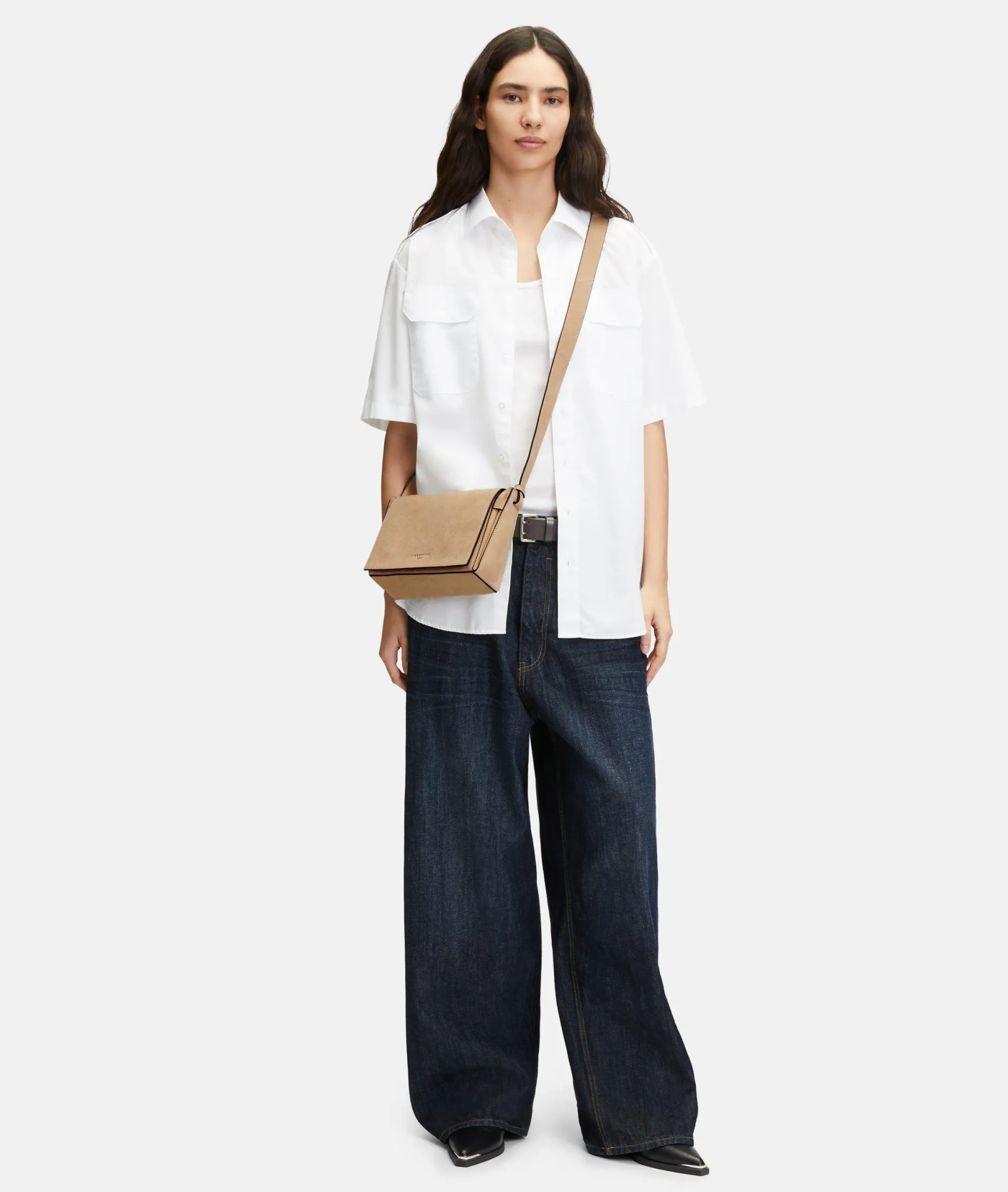 LIEBESKIND BERLIN Hilla Crossbody S