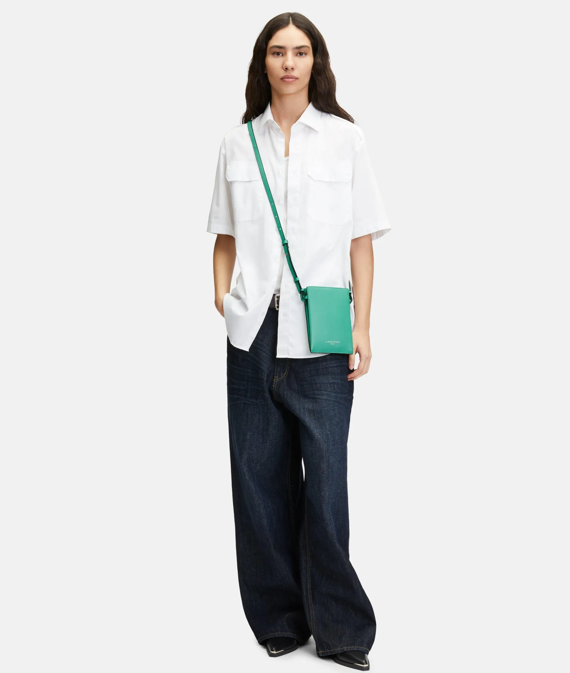 LIEBESKIND BERLIN Hilla Mobile Pouch