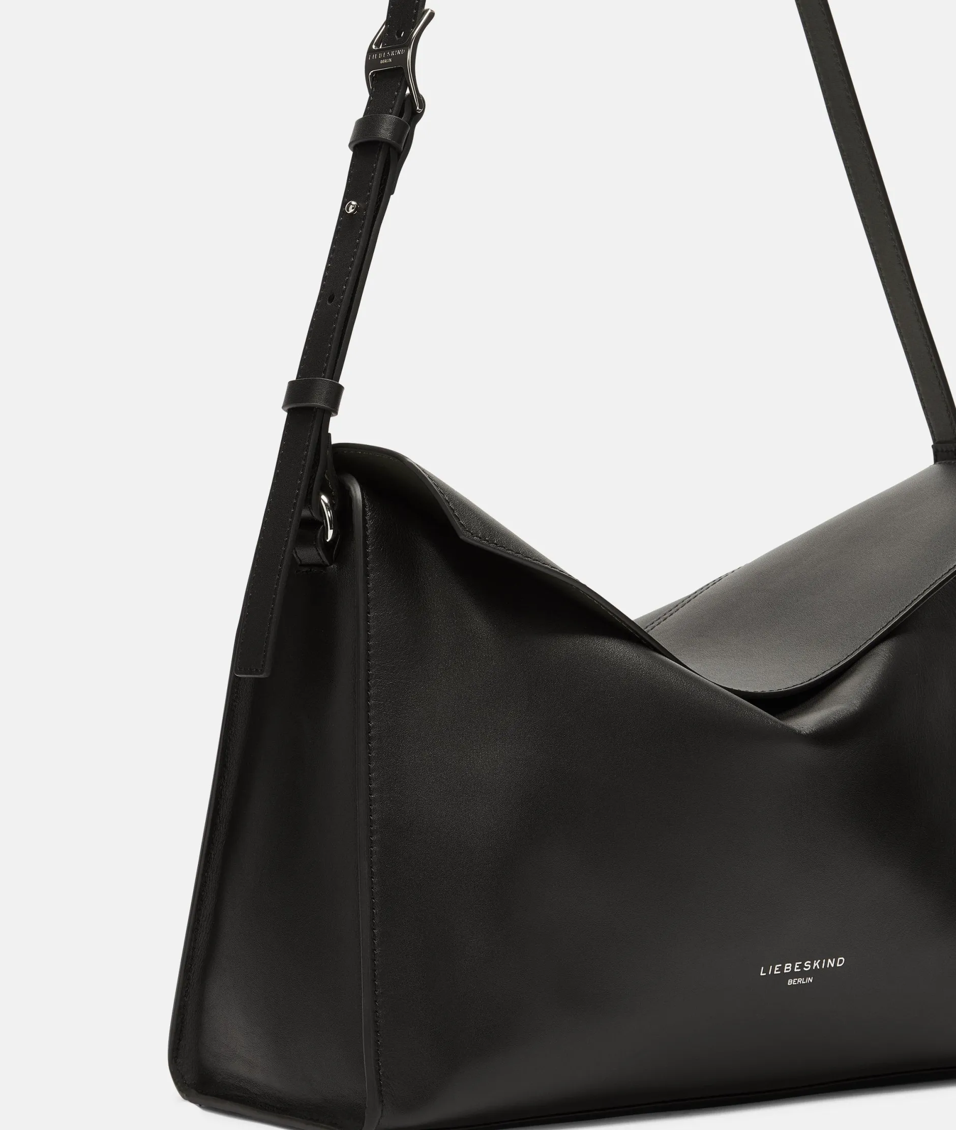 LIEBESKIND BERLIN Lora Crossbody M