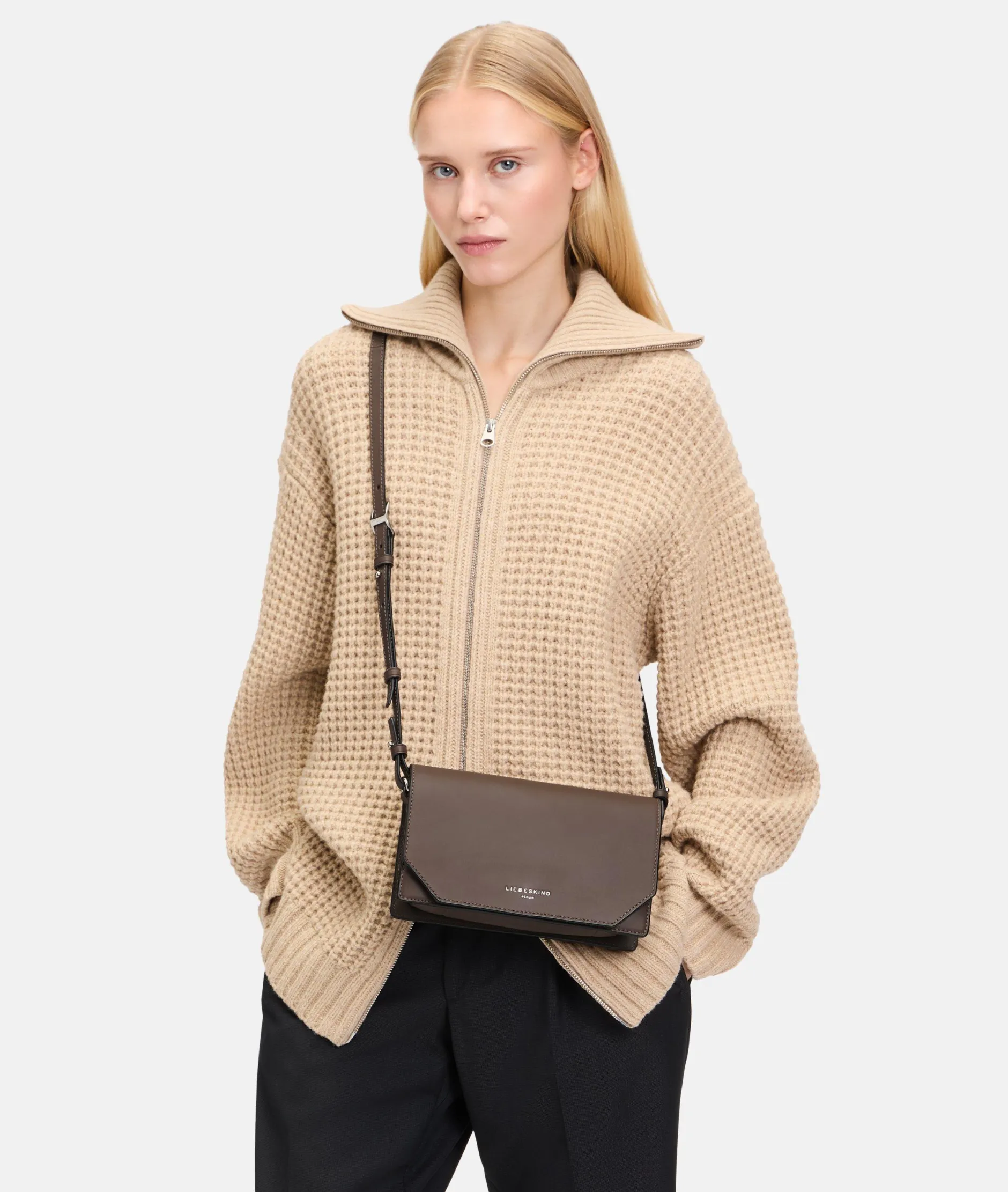 LIEBESKIND BERLIN Lora Crossbody S