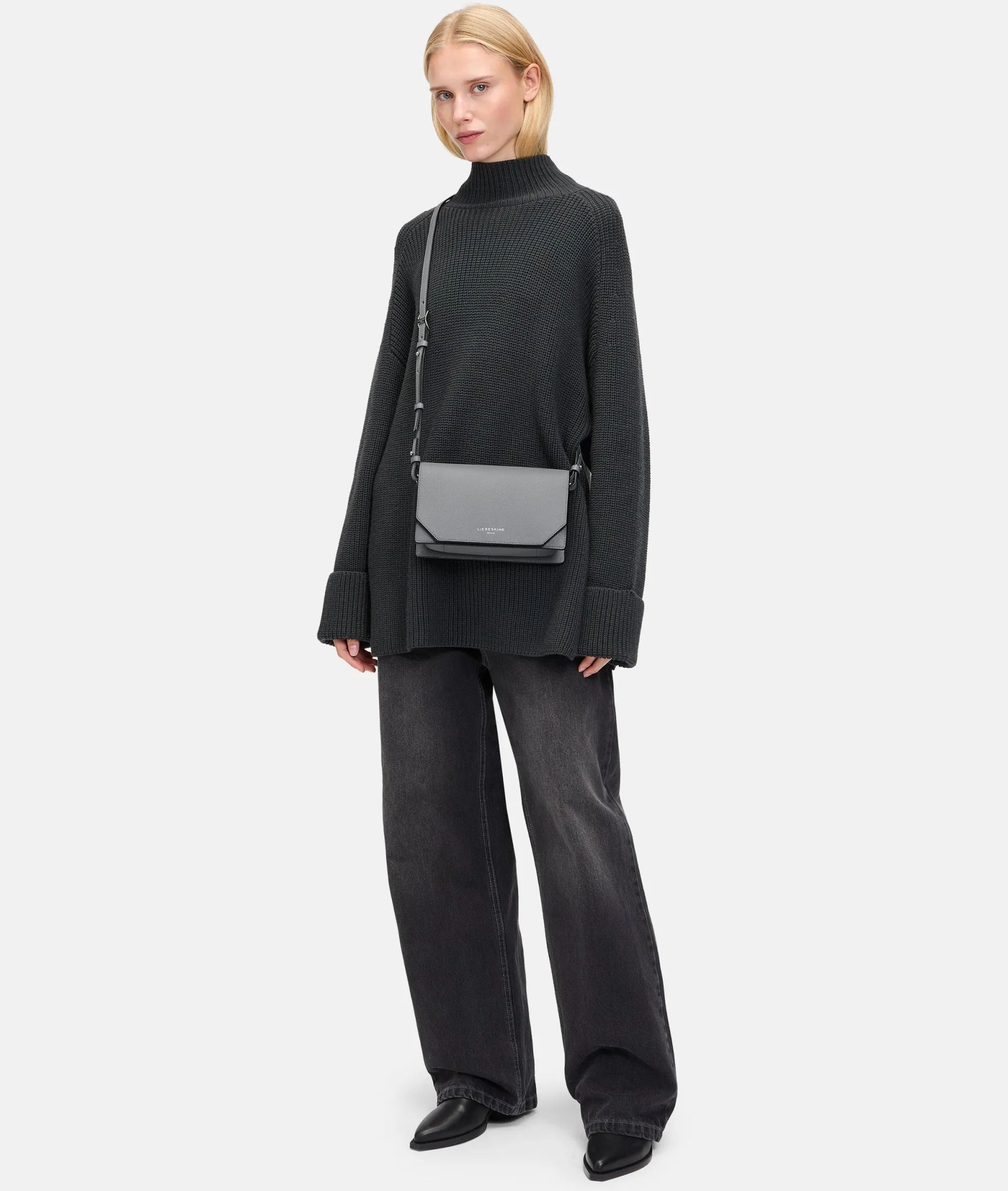 LIEBESKIND BERLIN Lora Crossbody S