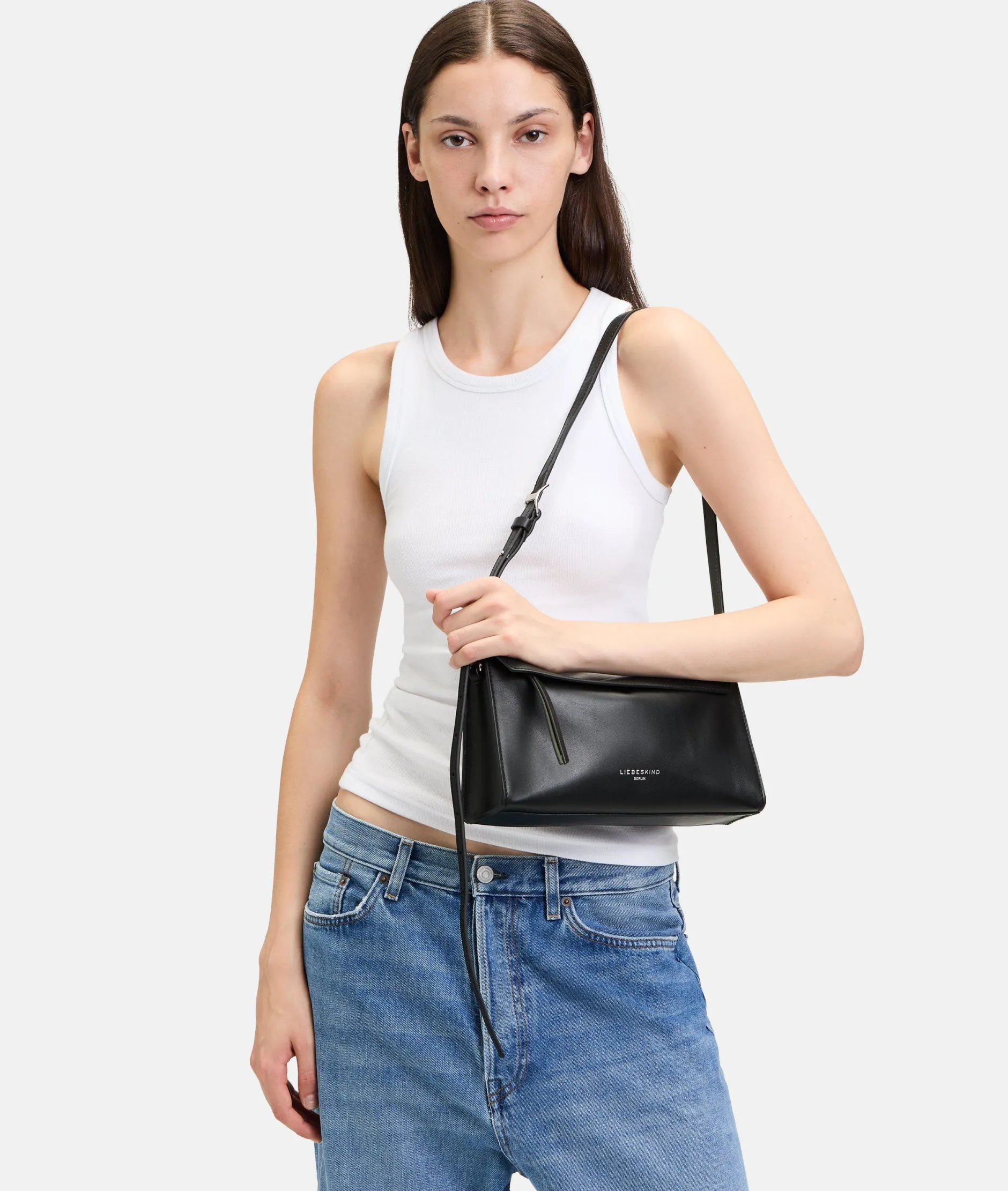 LIEBESKIND BERLIN Lora Crossbody S