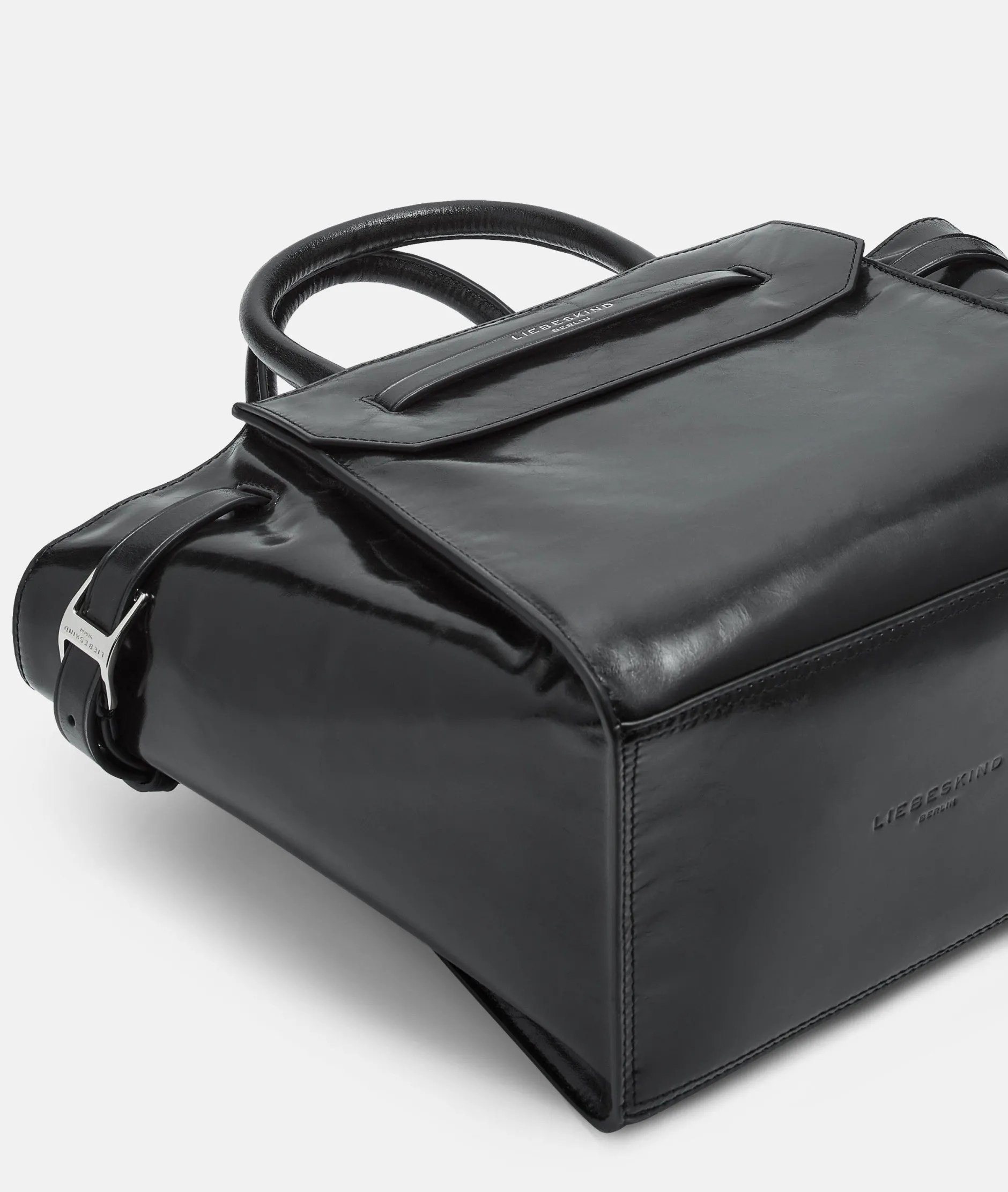 LIEBESKIND BERLIN Lora Satchel M