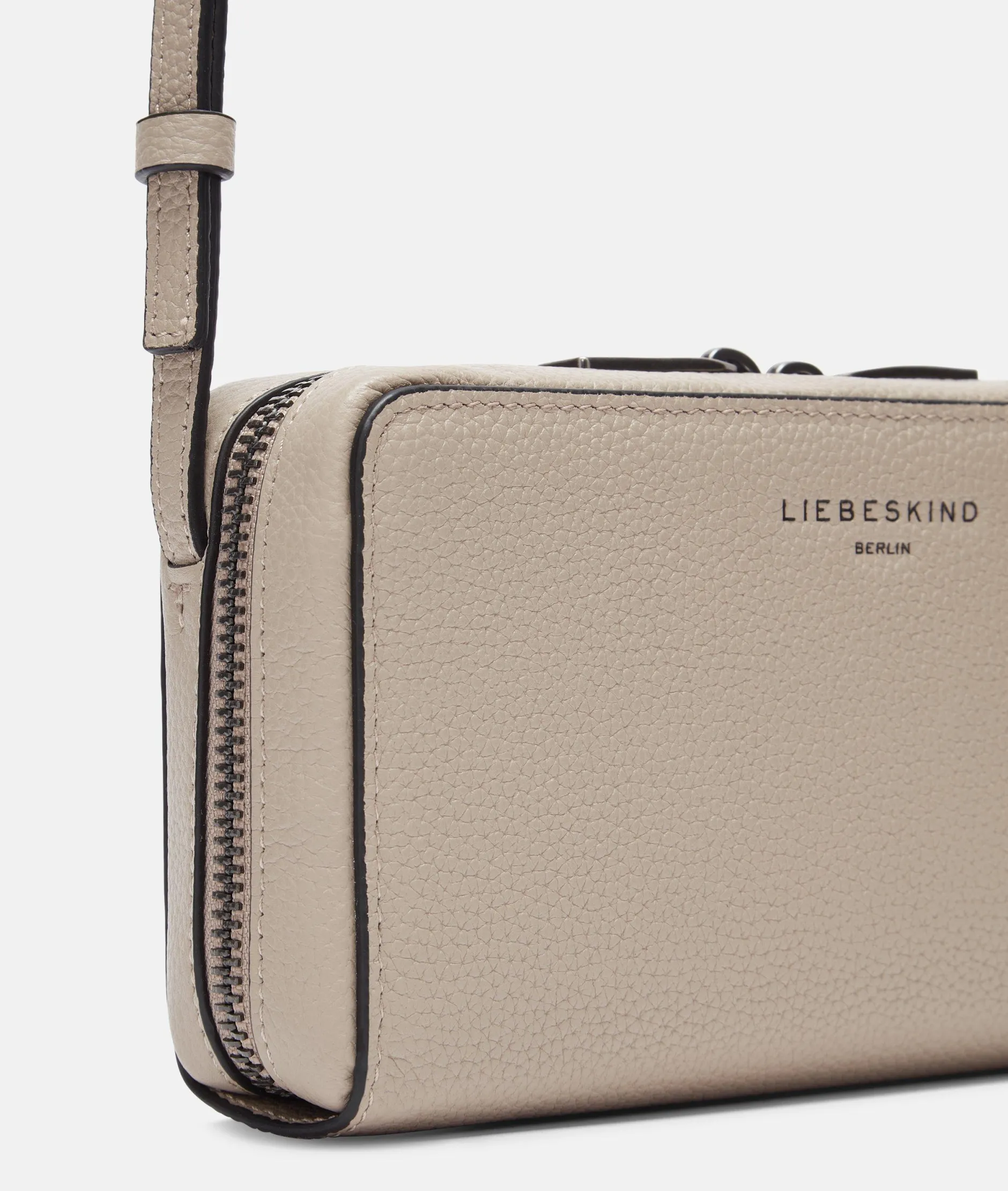 LIEBESKIND BERLIN Lou Crossbody XS