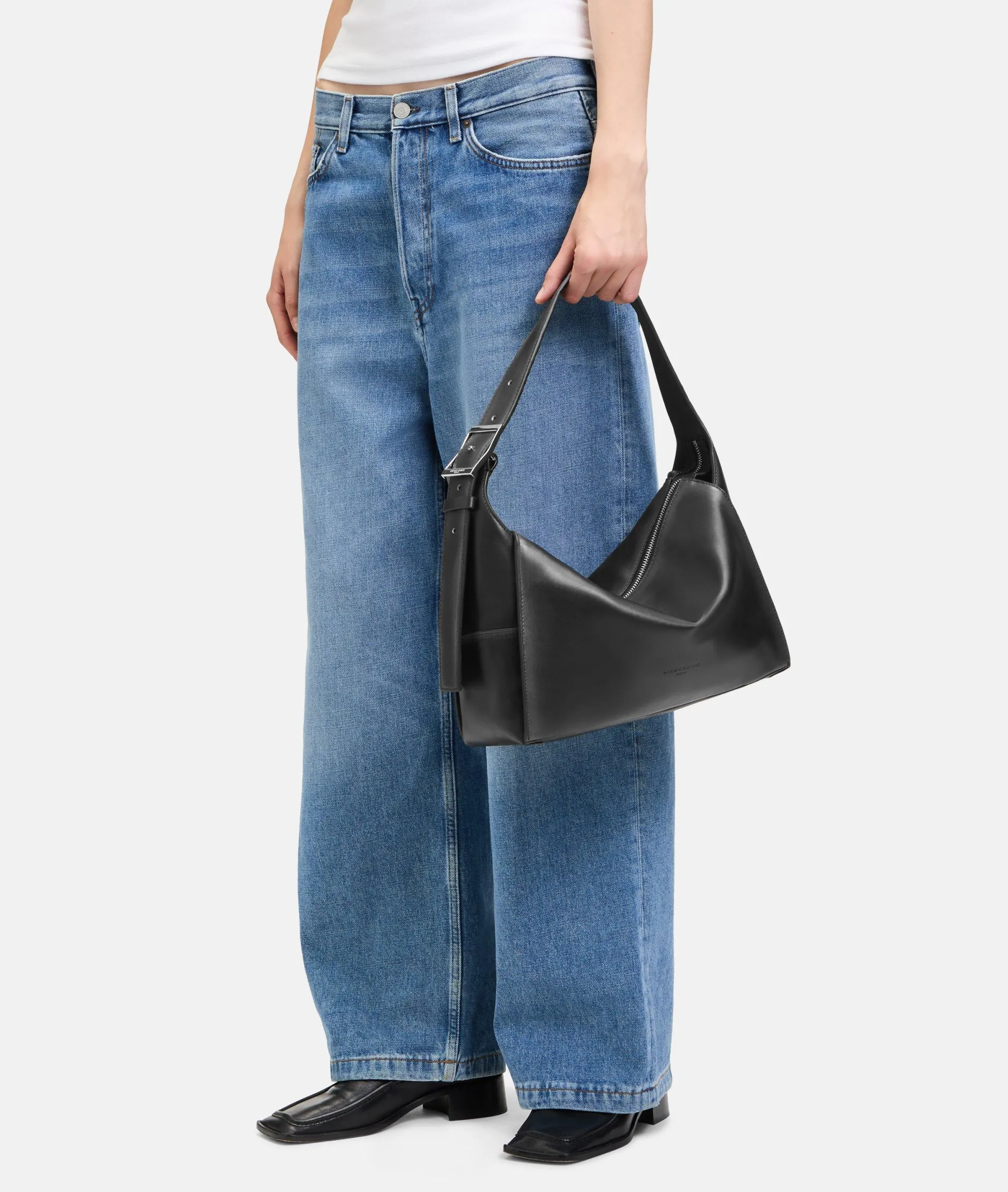 LIEBESKIND BERLIN Lou Hobo M