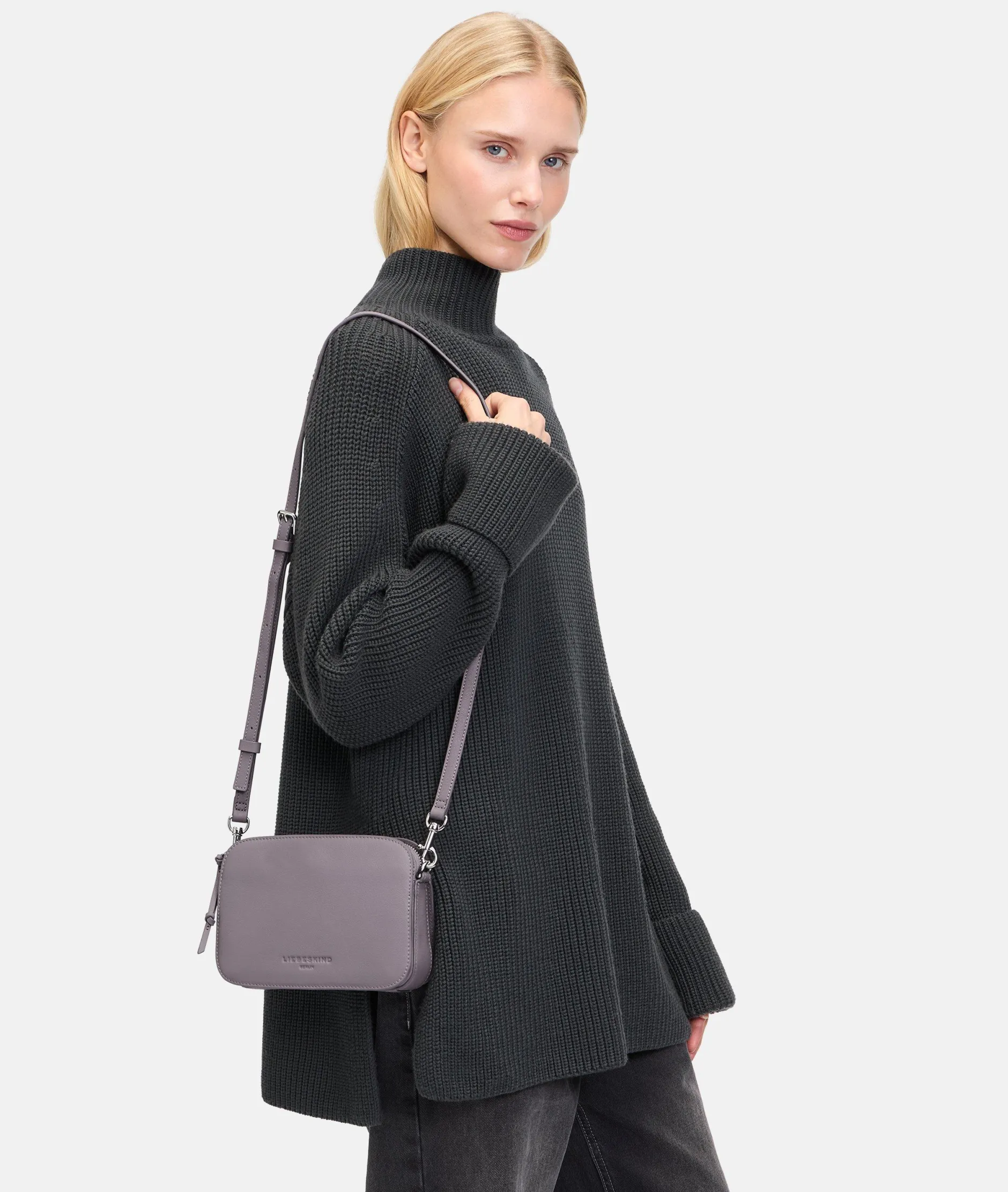 LIEBESKIND BERLIN Luka Crossbody S