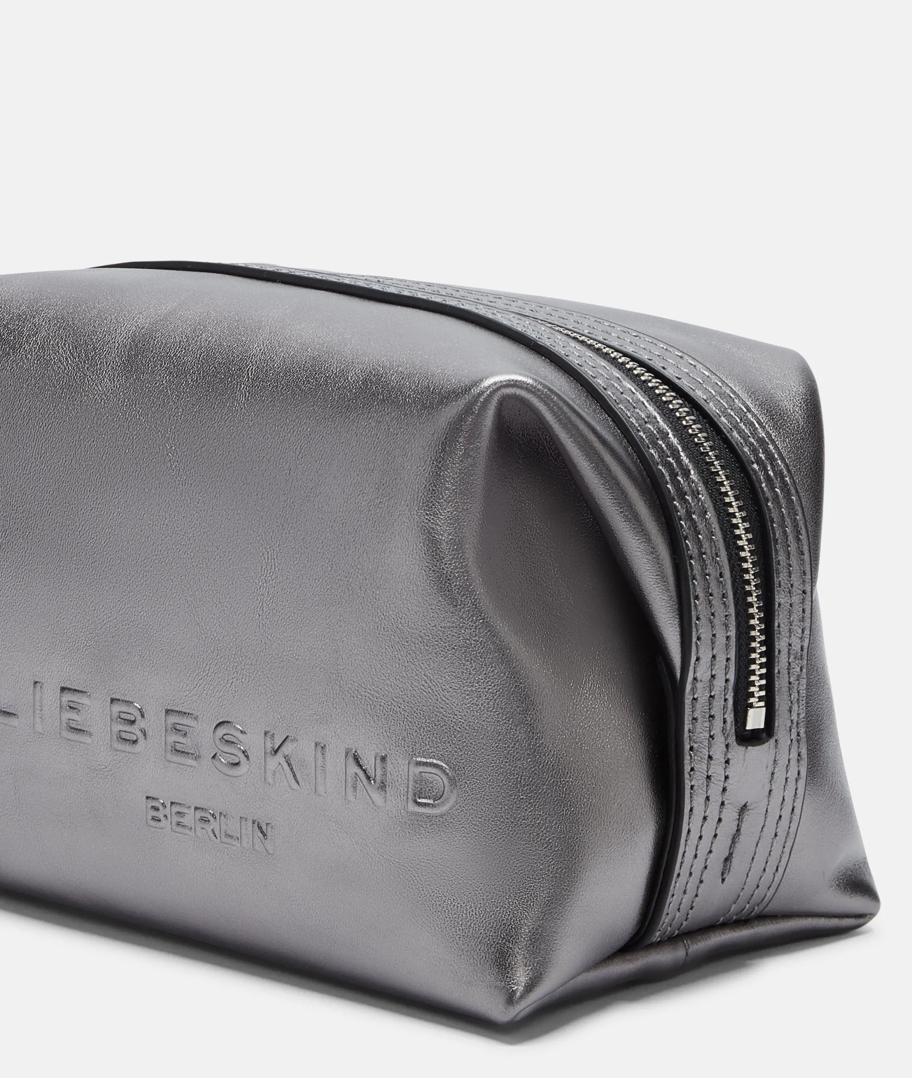 LIEBESKIND BERLIN Metallic Elvira Pouchette