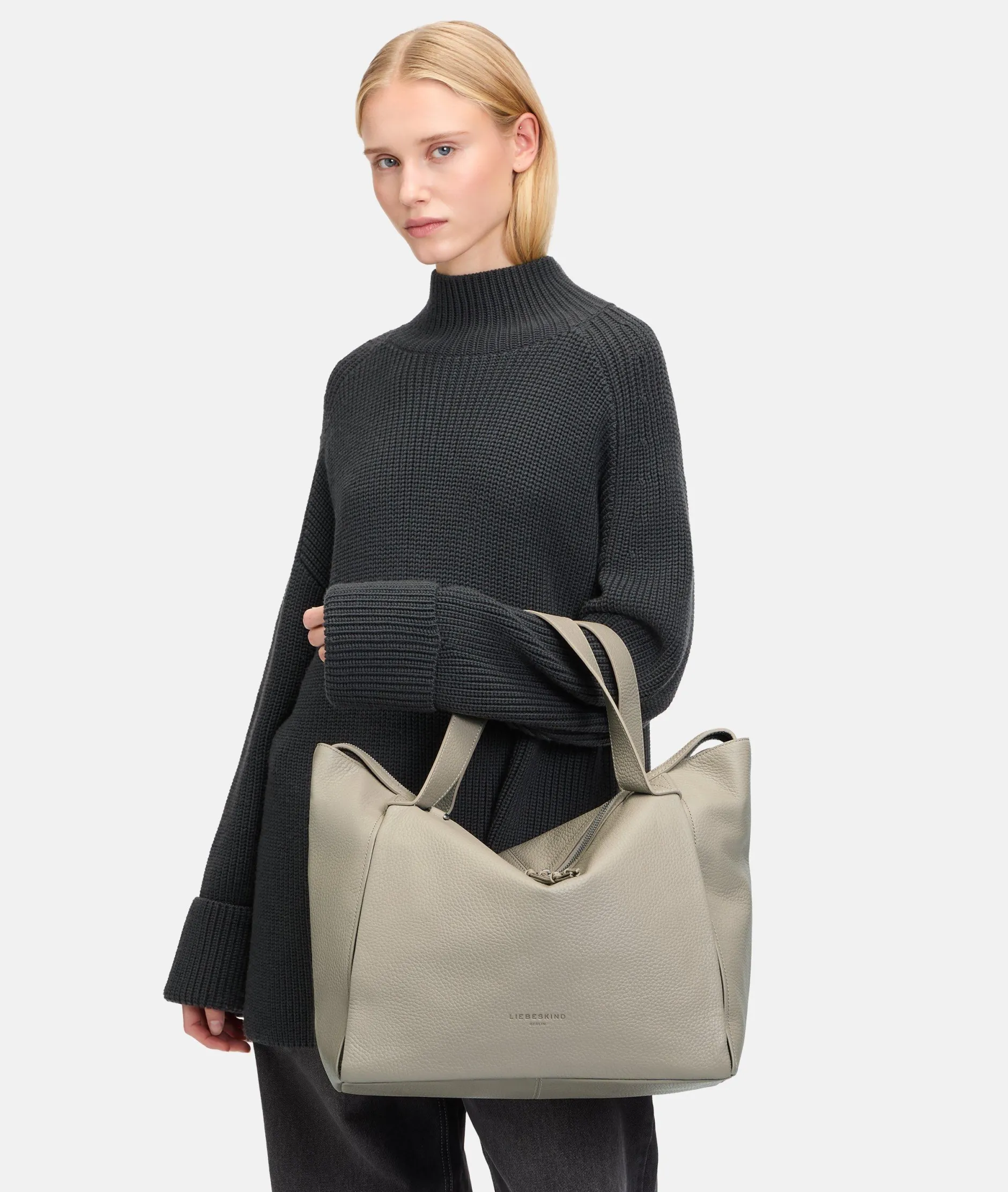 LIEBESKIND BERLIN Satchel L
