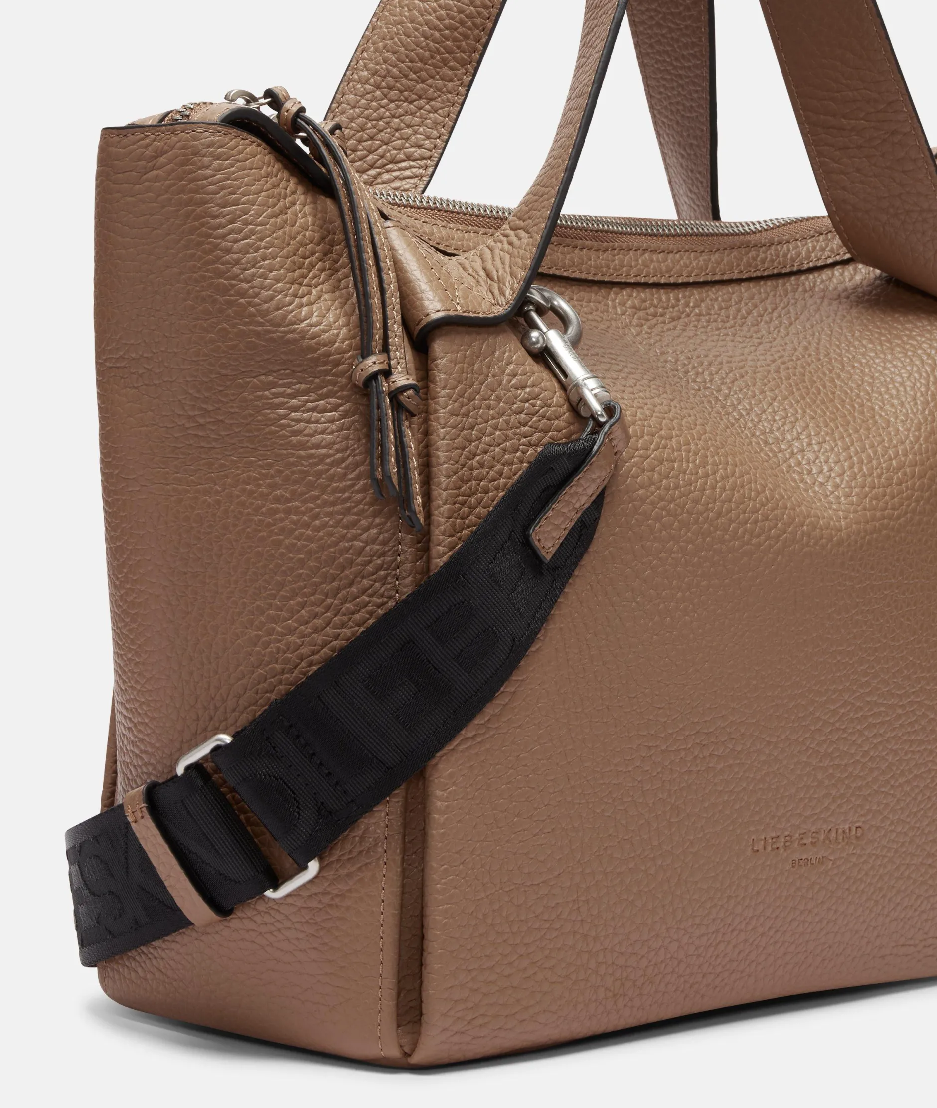 LIEBESKIND BERLIN Satchel M